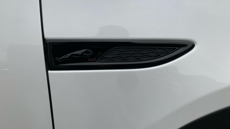 Jaguar E-Pace 1.5 P300e R-Dynamic Black 5dr Auto Estate